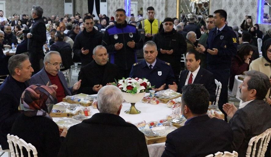 Samsunlu şehit Emre Altıok'un silah arkadaşlarından vefa 