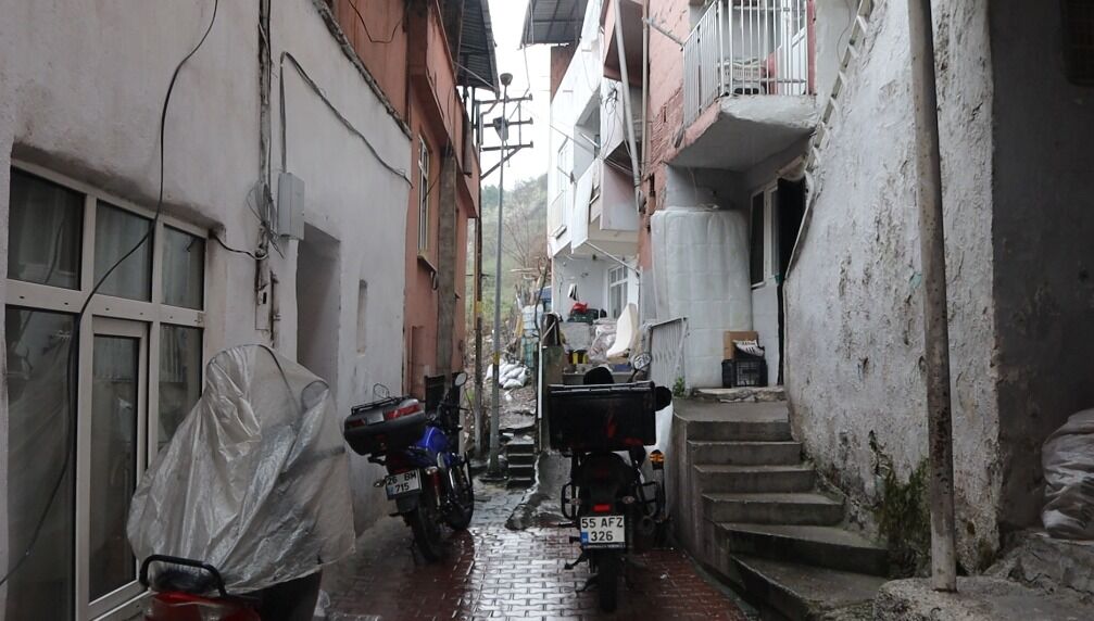 İlahiyle değişen hayat! Samsunlu Celal Karatüre'nin ailesi bilinmeyenleri anlattı