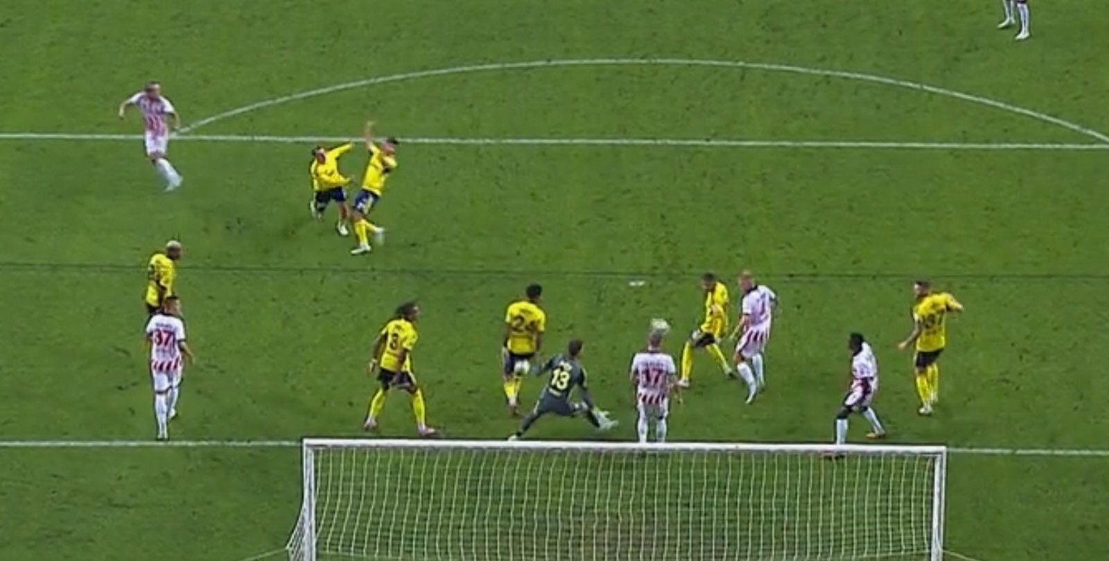 Aynı pozisyon, farklı karar! Fenerbahçe maçında Samsunspor'u çıldırtan olay