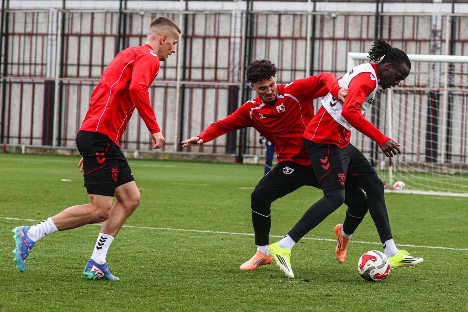 Whatsapp Image 2026 03 10 At 16.58.14