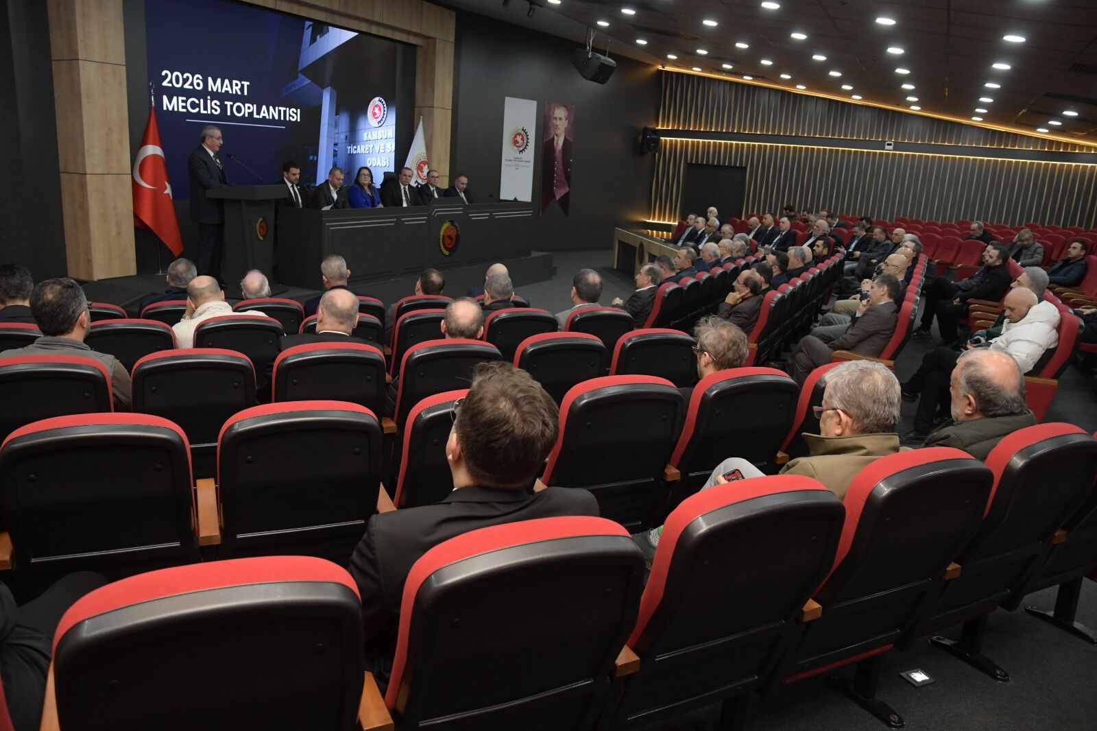 Samsun Ticaret ve Sanayi Odası (TSO) Mart Ayı Olağan Meclis Toplantısı, Meclis Başkanı Haluk Akyüz başkanlığında gerçekleştirildi. Toplantıda konuşan TSO Yönetim Kurulu Başkanı Salih Zeki Murzioğlu, yürütülen çalışmalar hakkında bilgi verirken, küresel gelişmelerin bölge ekonomisine etkilerine dikkat çekti.