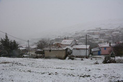 Karadeniz'de nisan karı sürprizi!