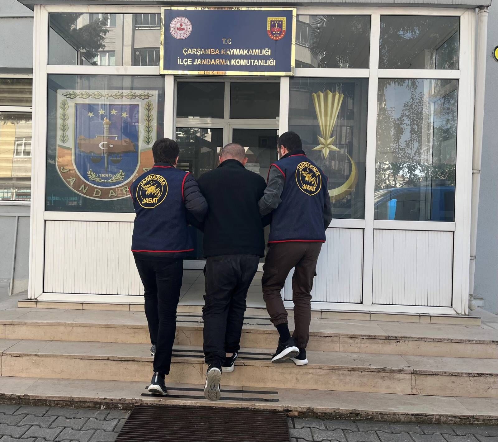 Samsun’da suçlulara geçit yok! Peş peşe operasyonlar