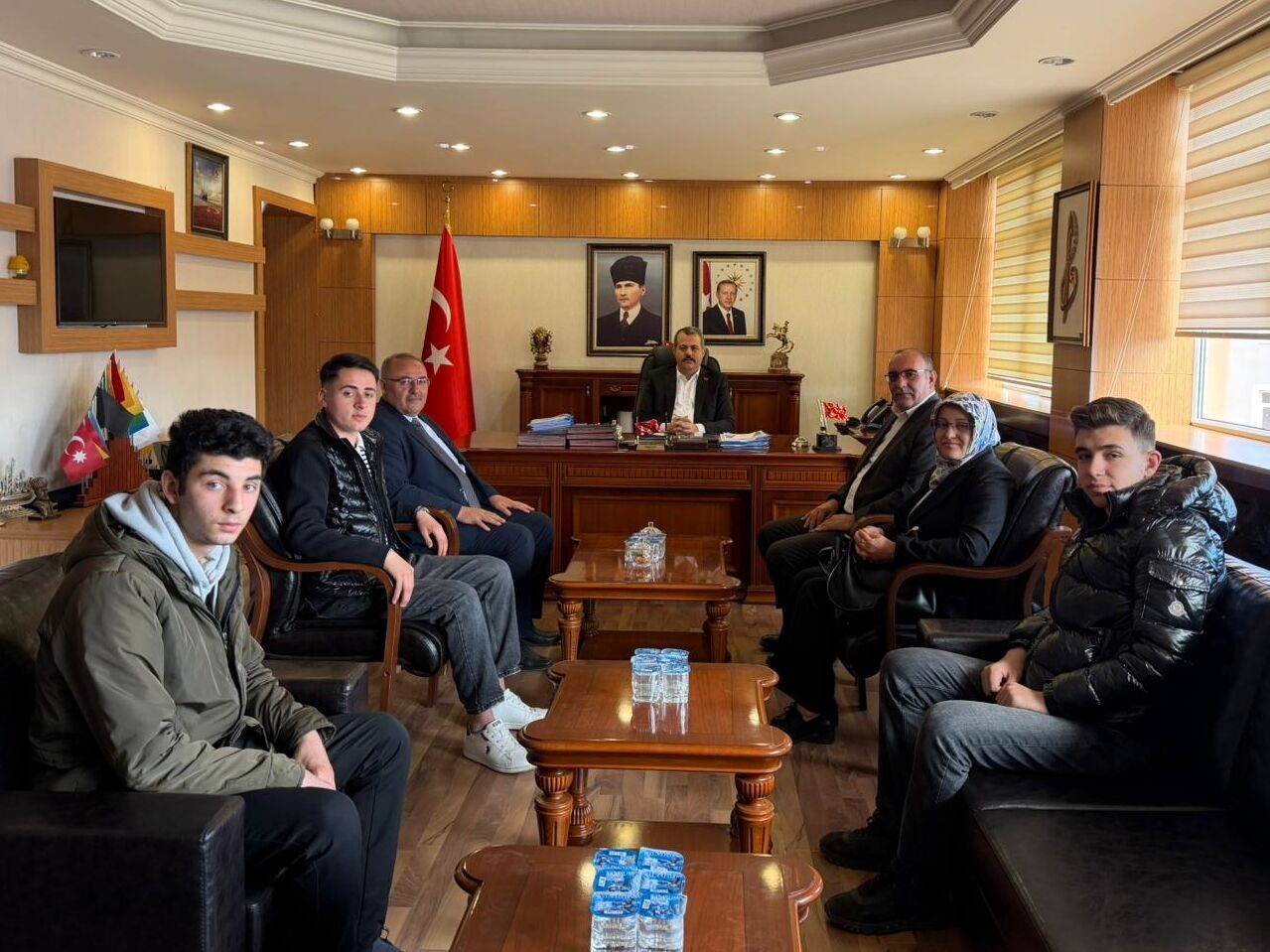 Gençler Avrupa’ya açılıyor: Vezirköprü’den Viyana’ya