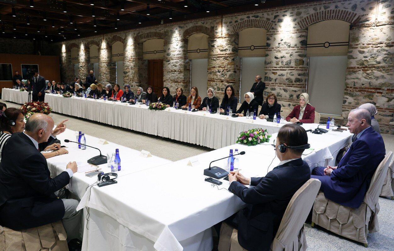 AK Partili Çiğdem Karaaslan uluslararası zirvede!