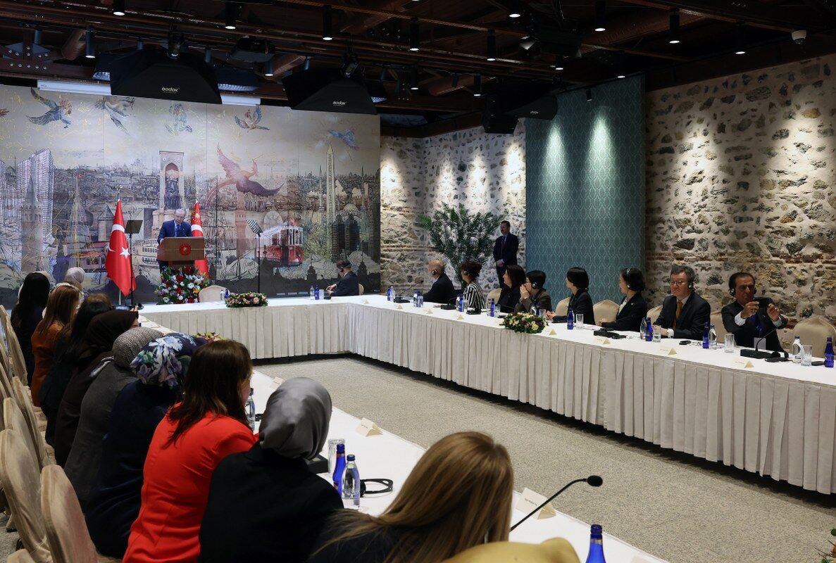 AK Partili Çiğdem Karaaslan uluslararası zirvede!