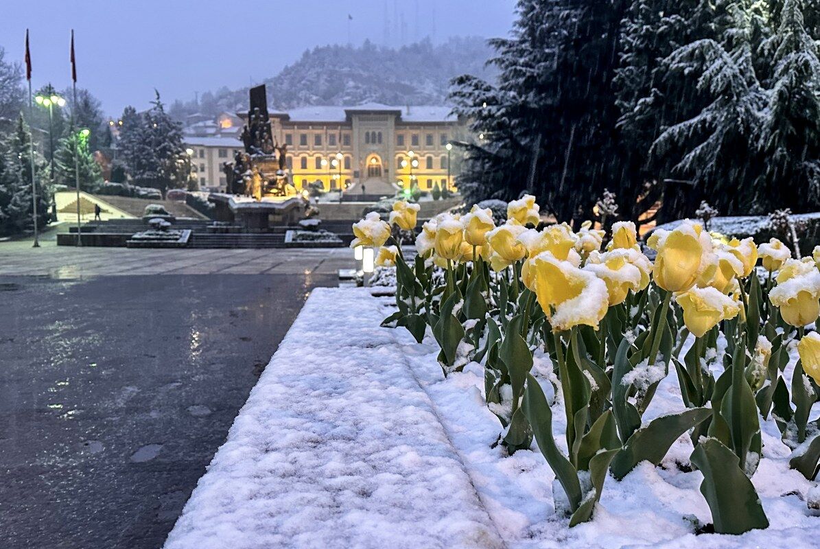 Samsun-Ankara yolunda kar alarmı!
