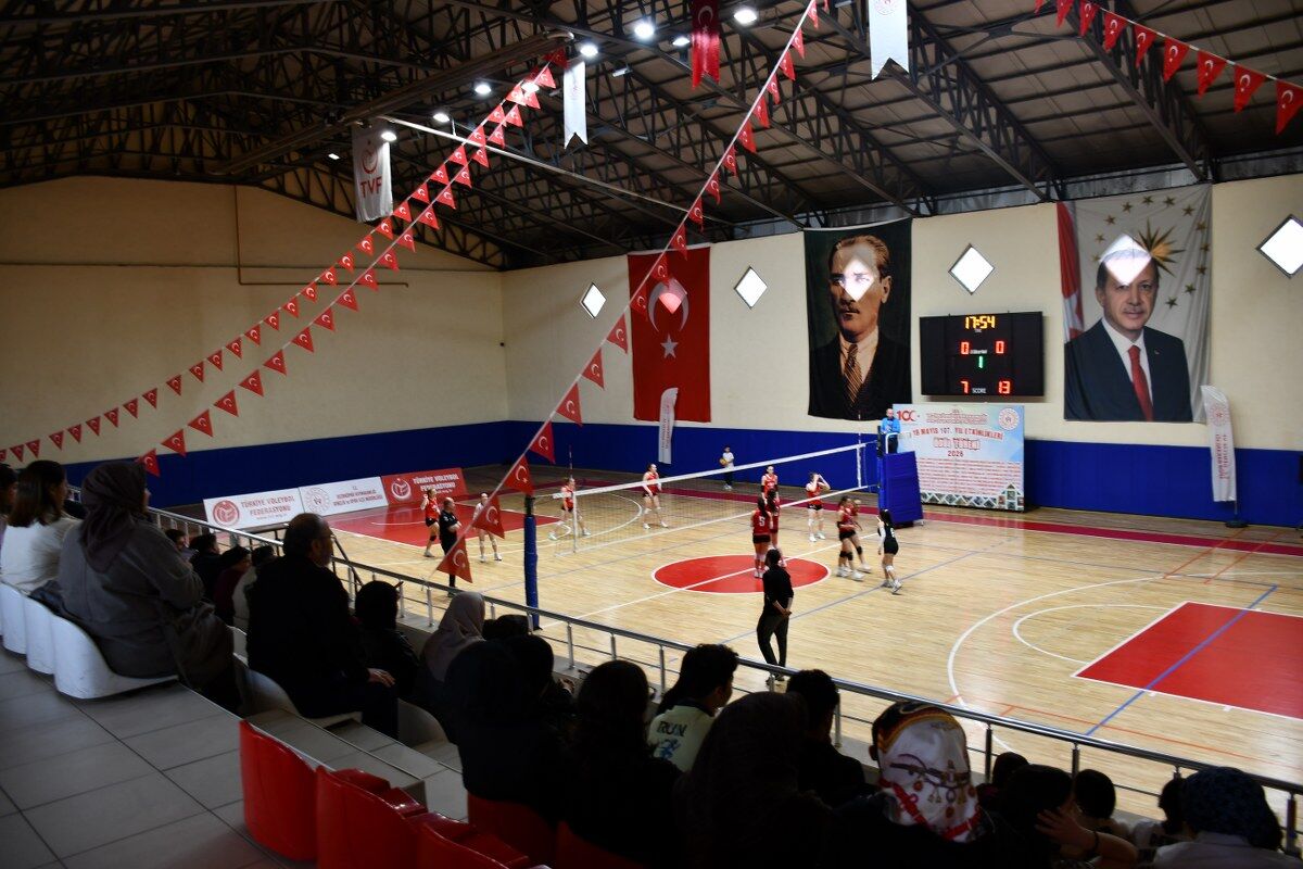 A A 20260424 41203614 41203613 S A M S U N S P O R I L E V E Z I R K O P R U G S I M A R A S I N D A D O S T L U K M A C I Y A P I L D I 1200X800