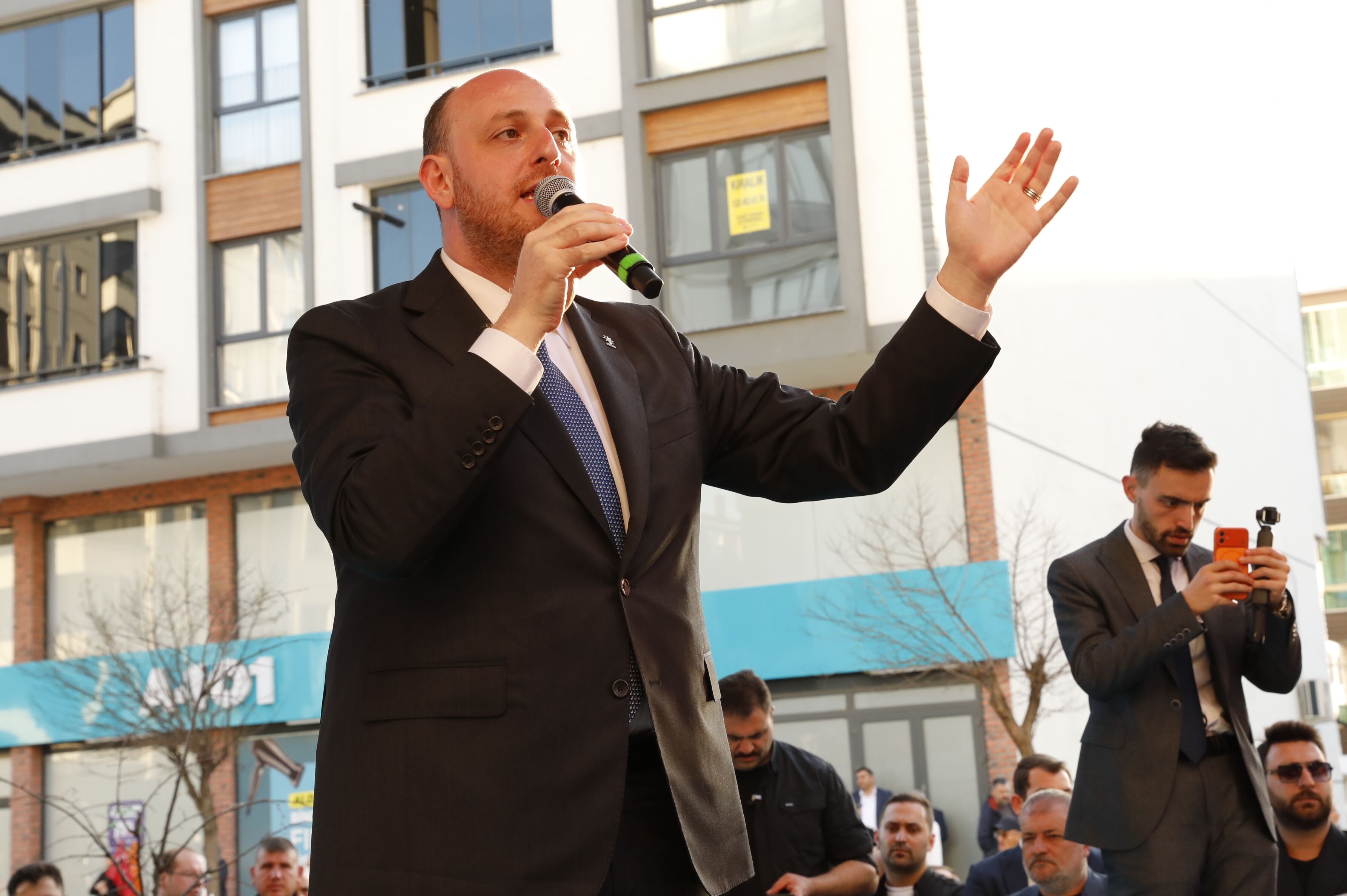 AK Parti Tekkeköy Teşkilatı'nın yeni hizmet binası açıldı