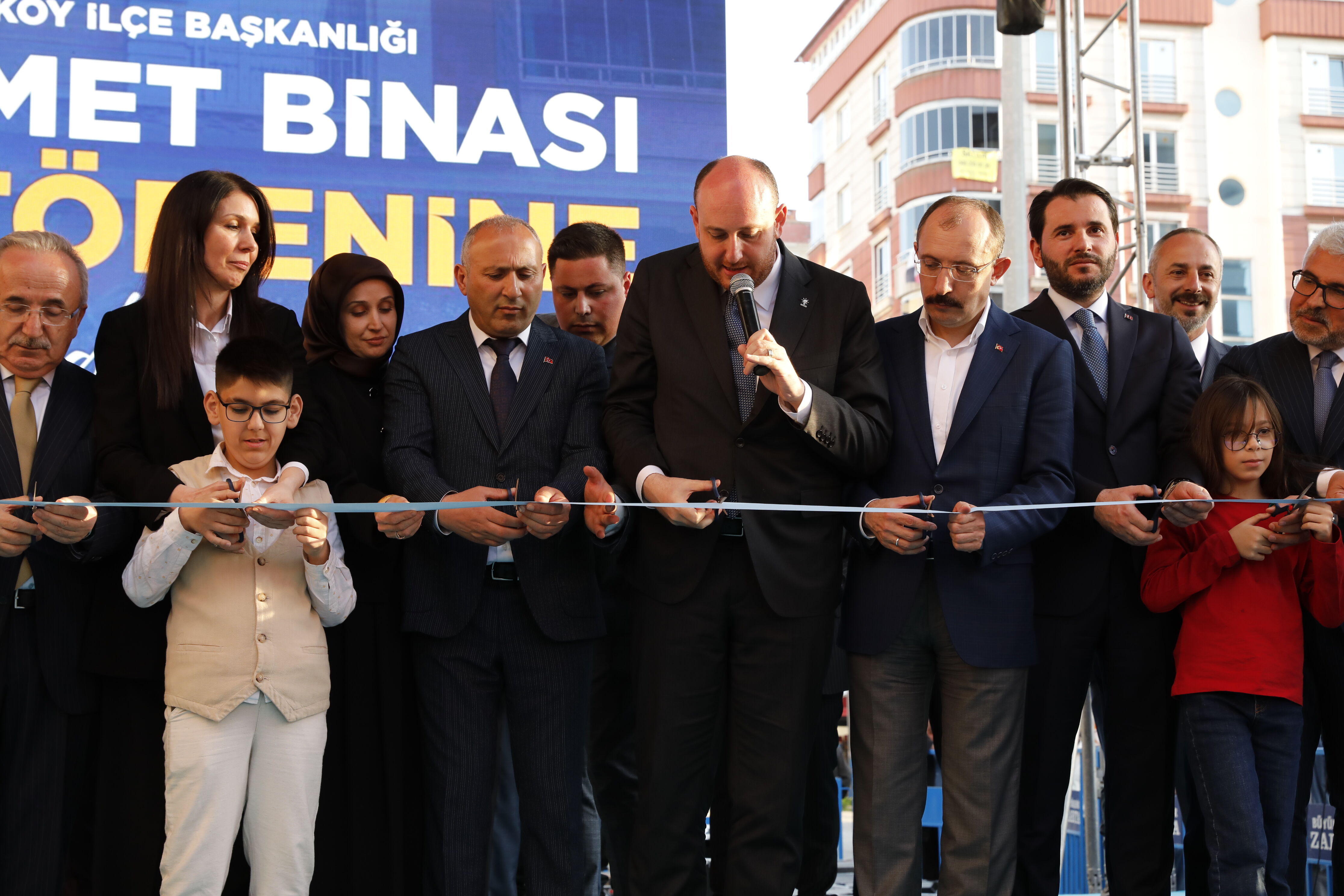 AK Parti Tekkeköy Teşkilatı'nın yeni hizmet binası açıldı