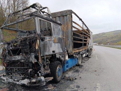 samsun haber: Samsun'da korku dolu anlar! Geriye demir yığını kaldı