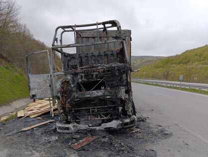 samsun haber: Samsun'da korku dolu anlar! Geriye demir yığını kaldı