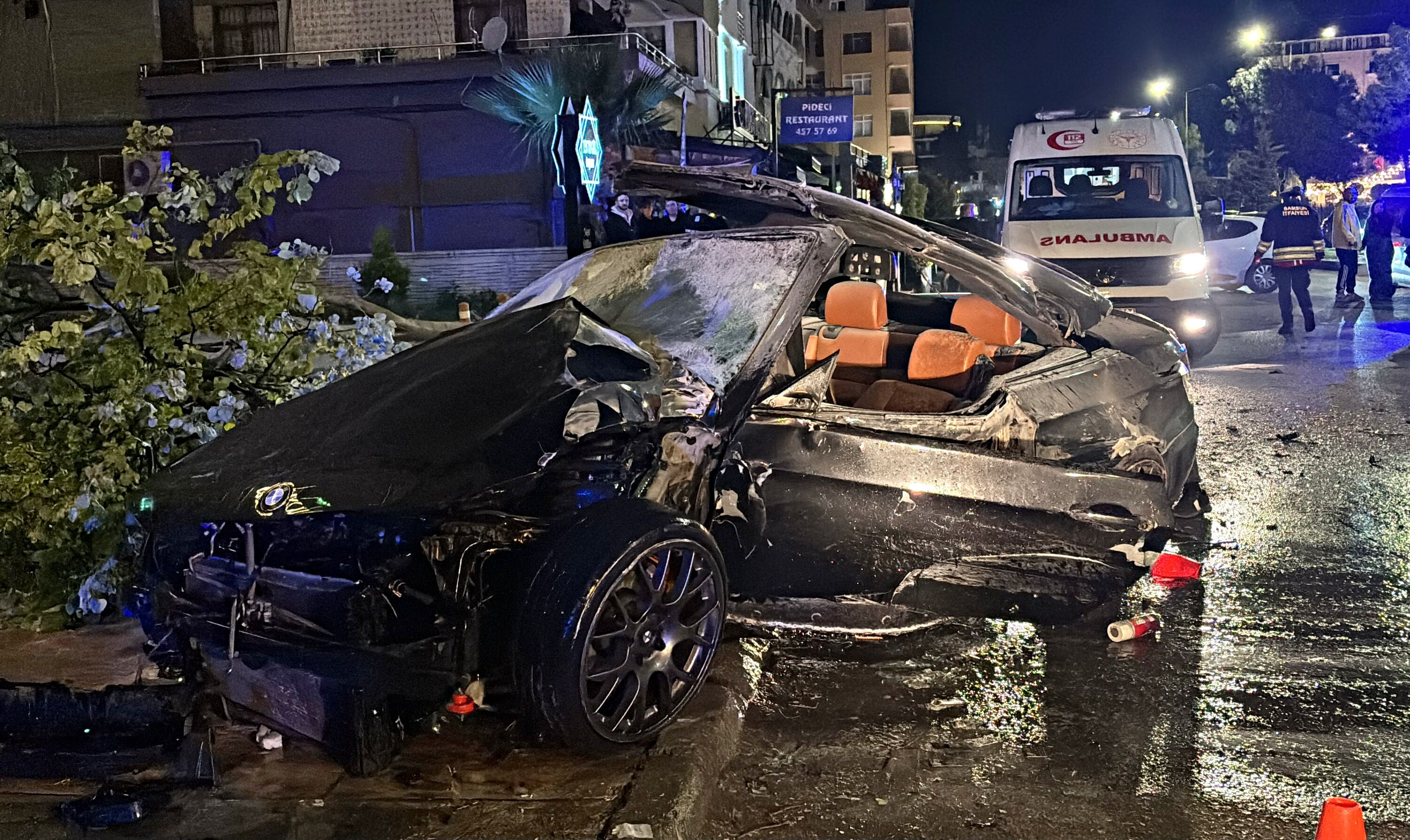 Samsun'da kaza: Ortalık savaş alanına döndü!