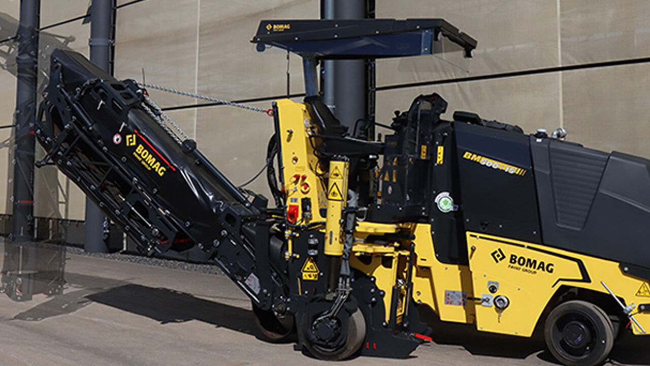 ASFALT KAZIYICI İŞ MAKİNESİ KİRALAMA