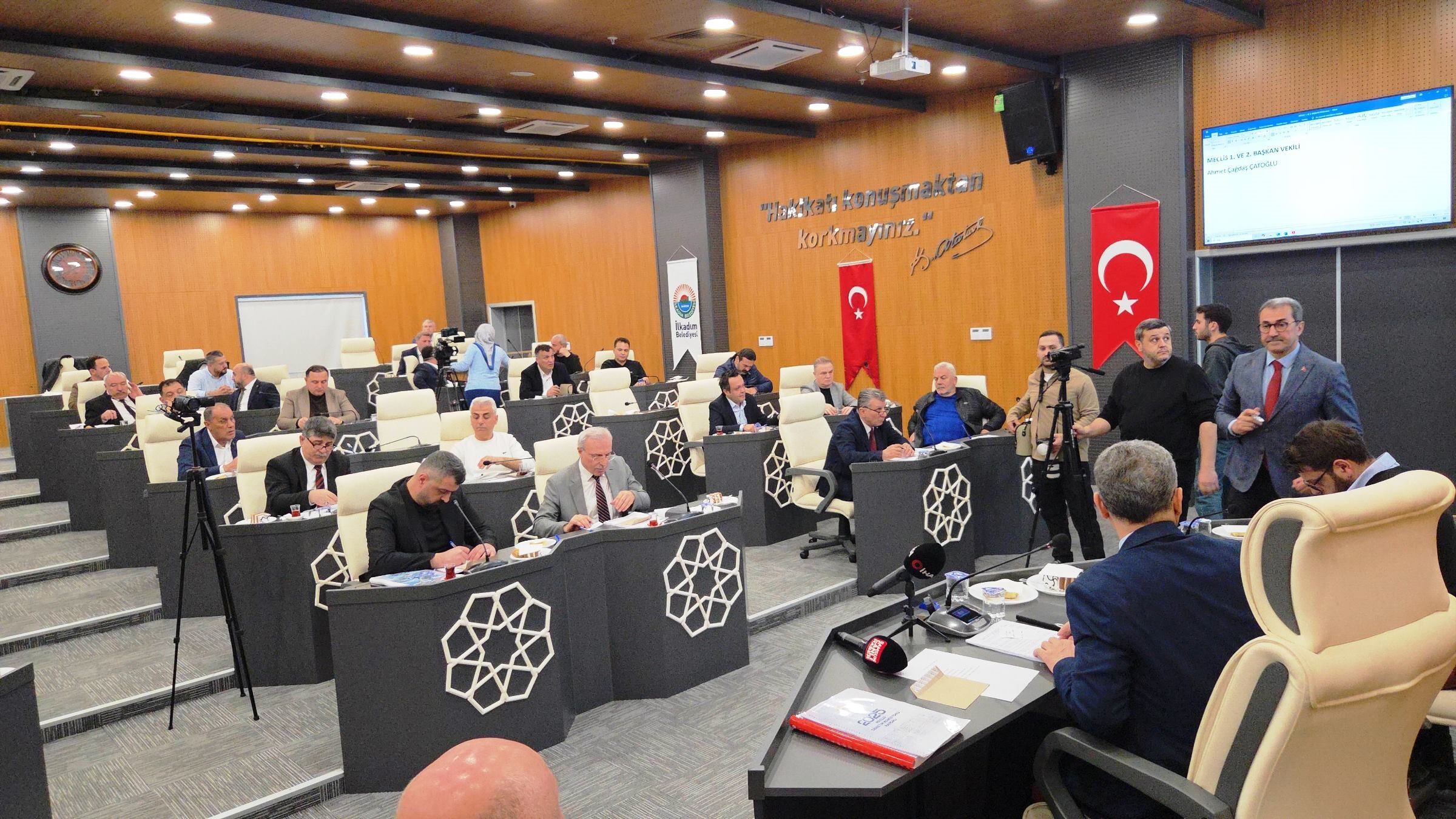 samsun haber: Başkan İhsan Kurnaz açıkladı: "1 TL borçlanmadan hizmet yaptık"