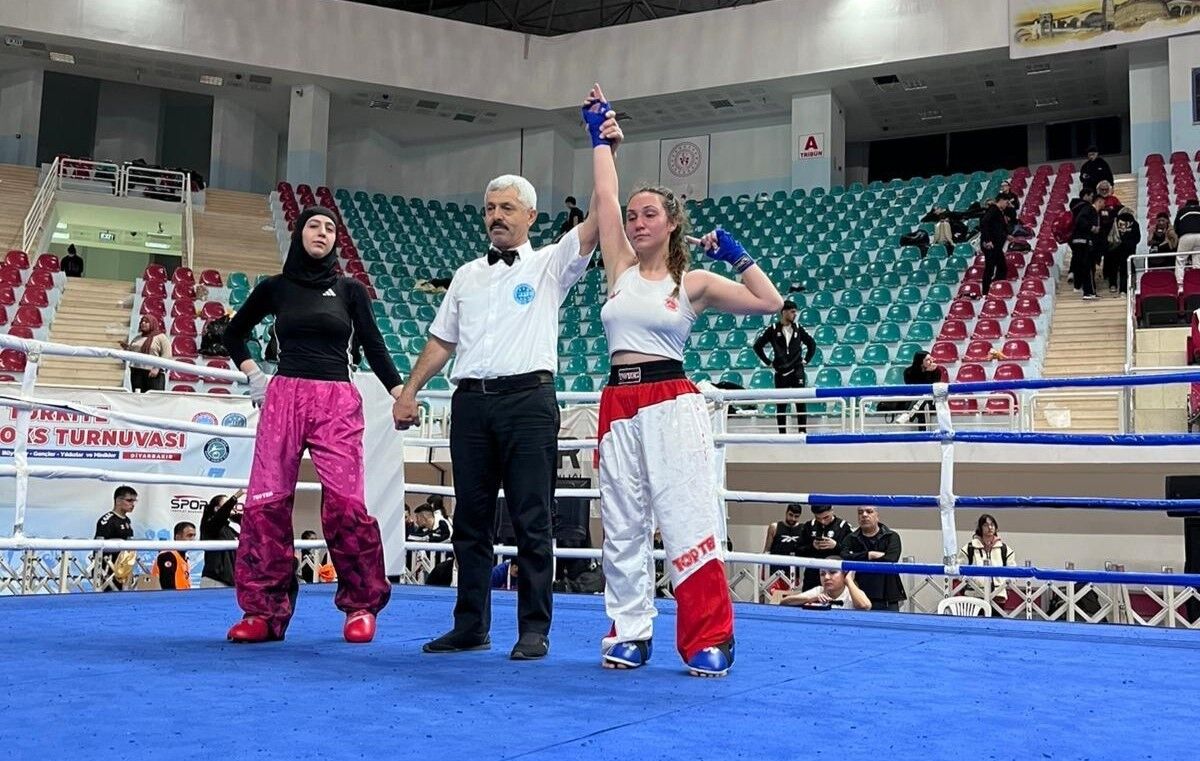 İlkadımlı sporcular madalyalara ambargo koydu!