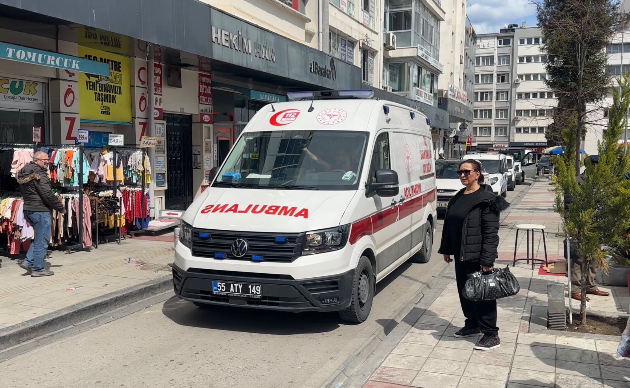 samsun haber: Samsun Cumhuriyet Meydanı'nda kadın kavgası!