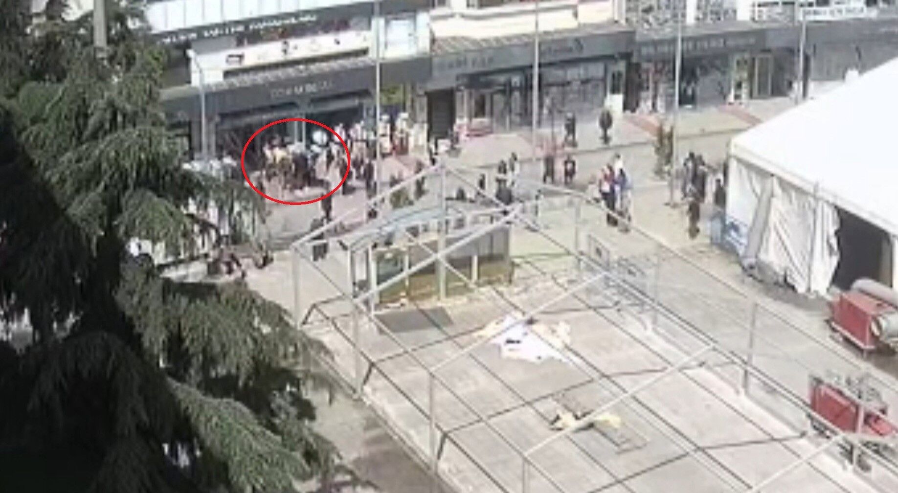 samsun haber: Samsun Cumhuriyet Meydanı'nda kadın kavgası!