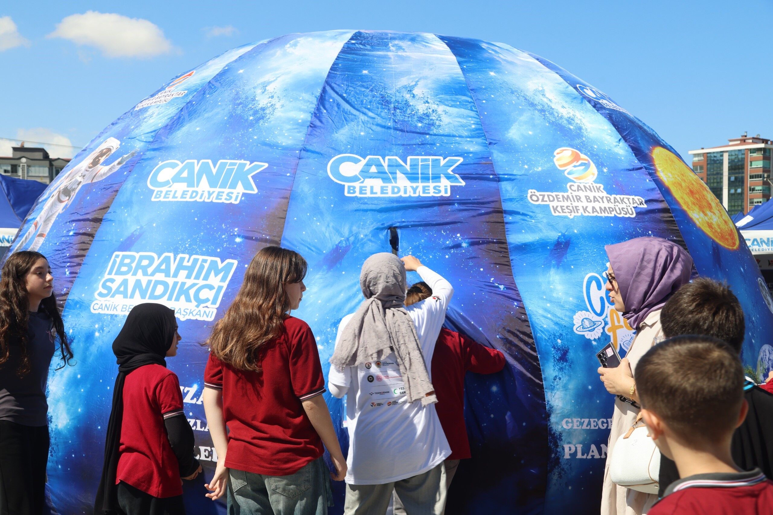 Canik Belediyesi’nden eğitime bilim dokunuşu