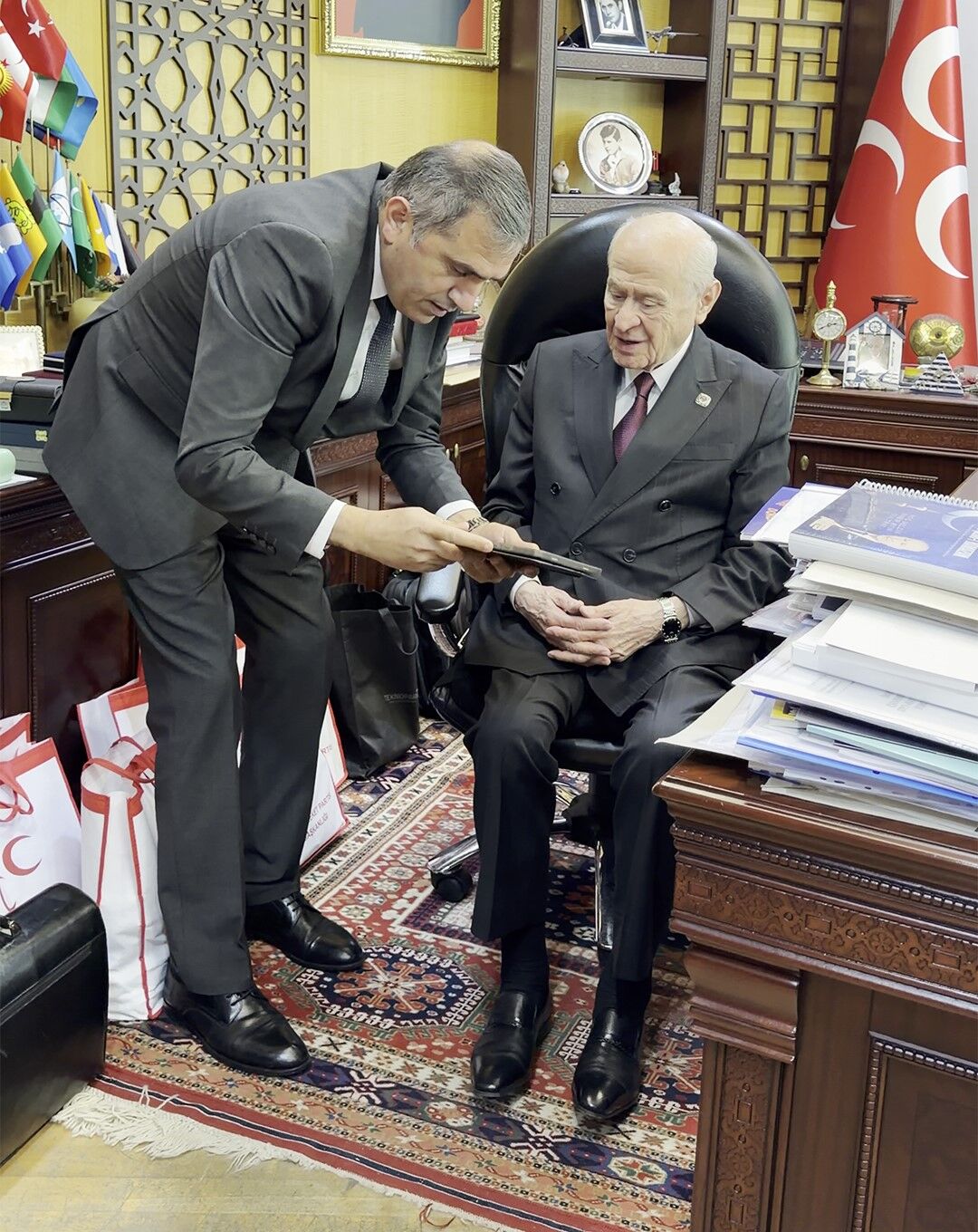 MHP Genel Başkanı Devlet Bahçeli'ye Samsun sunumu
