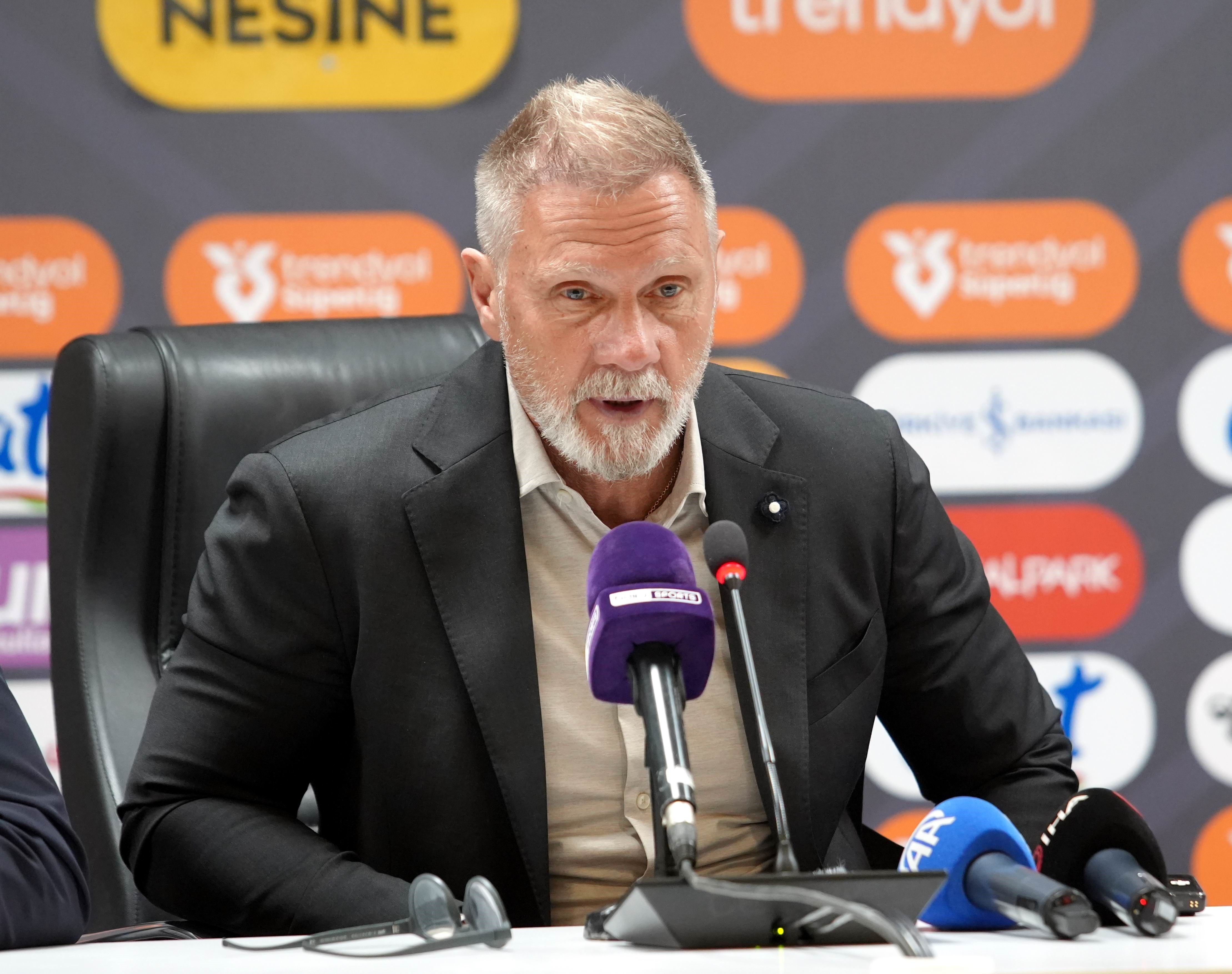 Samsunspor Teknik Direktörü Thorsten Fink: "İlk 5 hedefi gerçekçi değil"