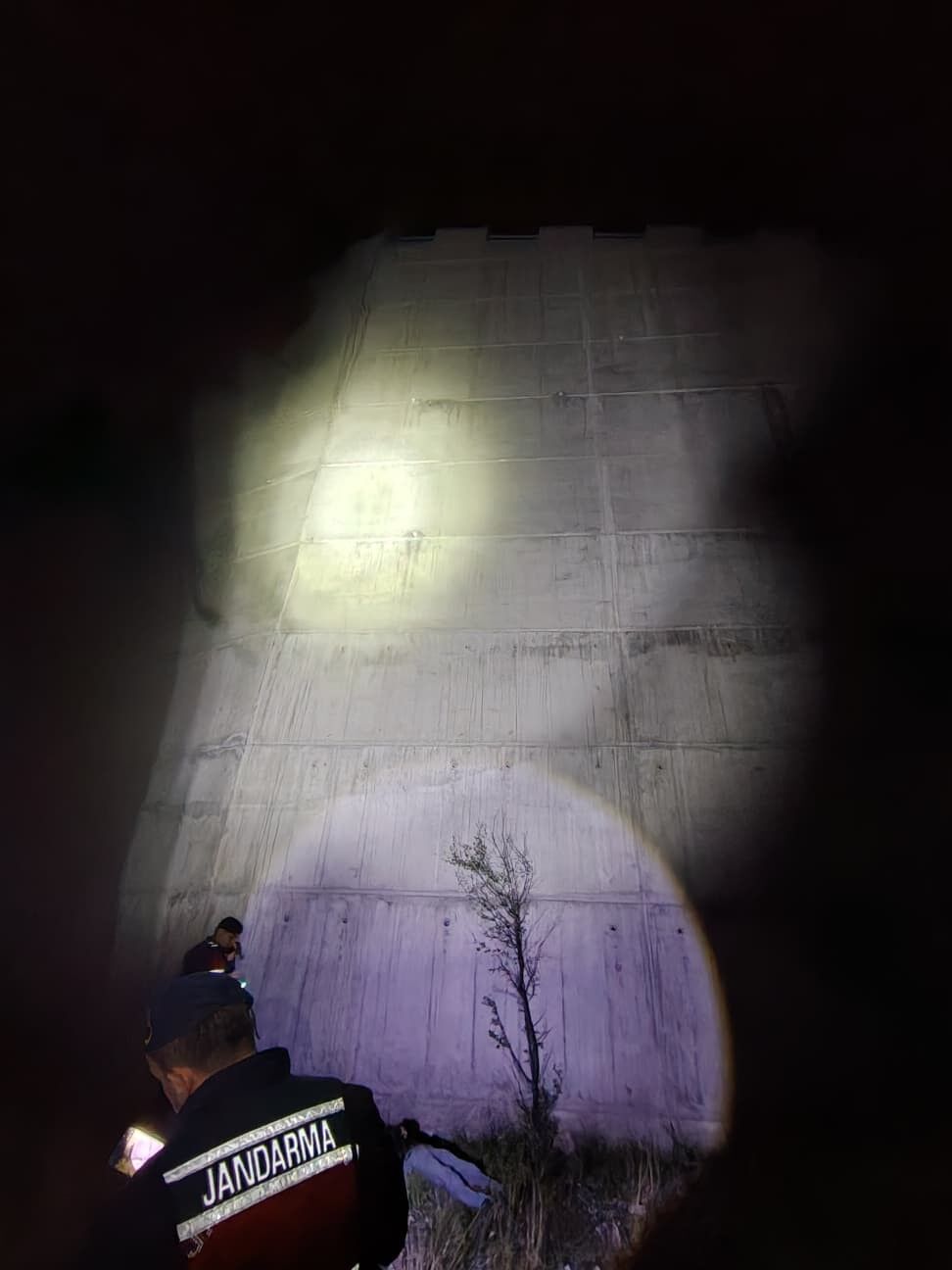 Artvin'de 70 metrelik duvardan düşen Turgay Atalay hayatını kaybetti