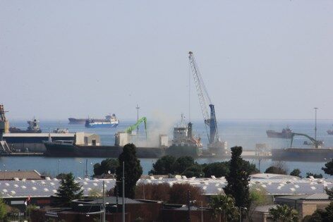 samsun haber: Samsun'da limandan yayılan toz bulutu şehri sardı!