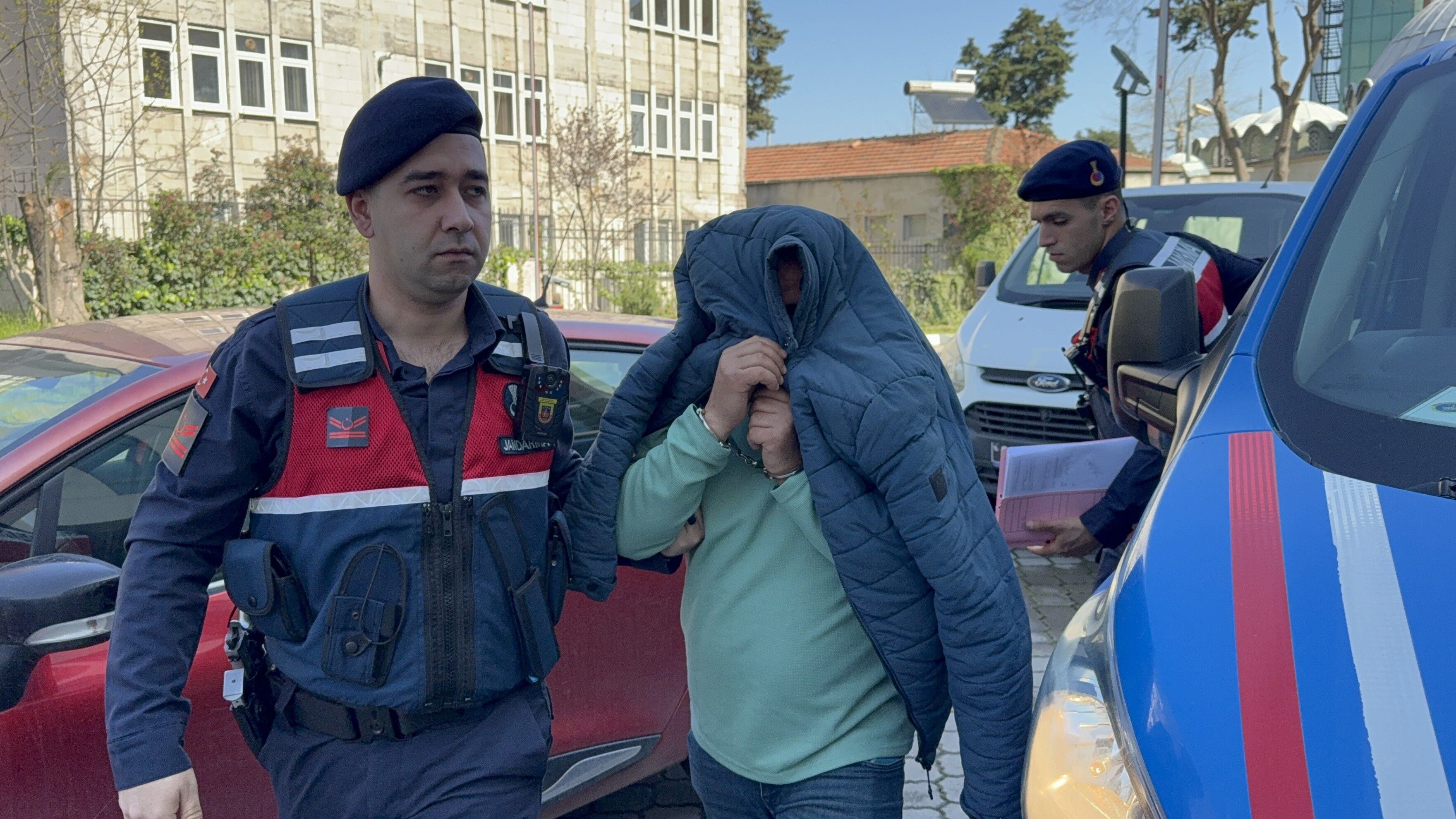 Samsun'da gürültü kavgası silahlı tehdide dönüştü: Tutuklandı!