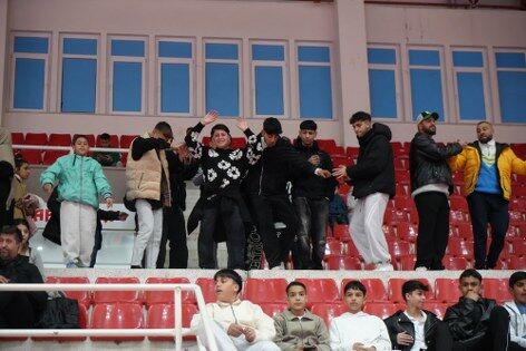 samsun haber: Sahne coştu, ritim hiç durmadı! Samsun’da Roman gecesi