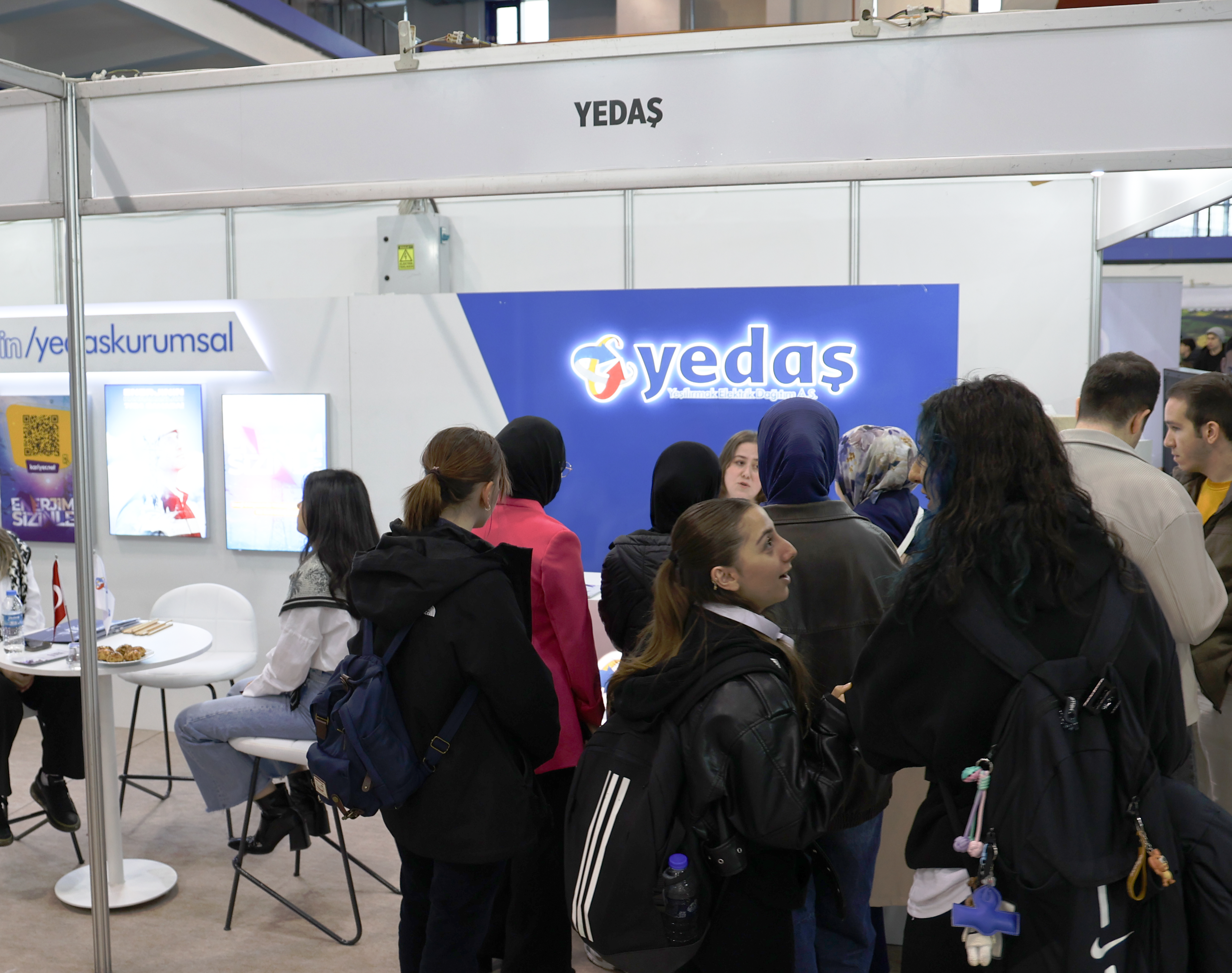 samsun haber: YEDAŞ gençlerle buluştu! Enerjinin geleceği şekilleniyor