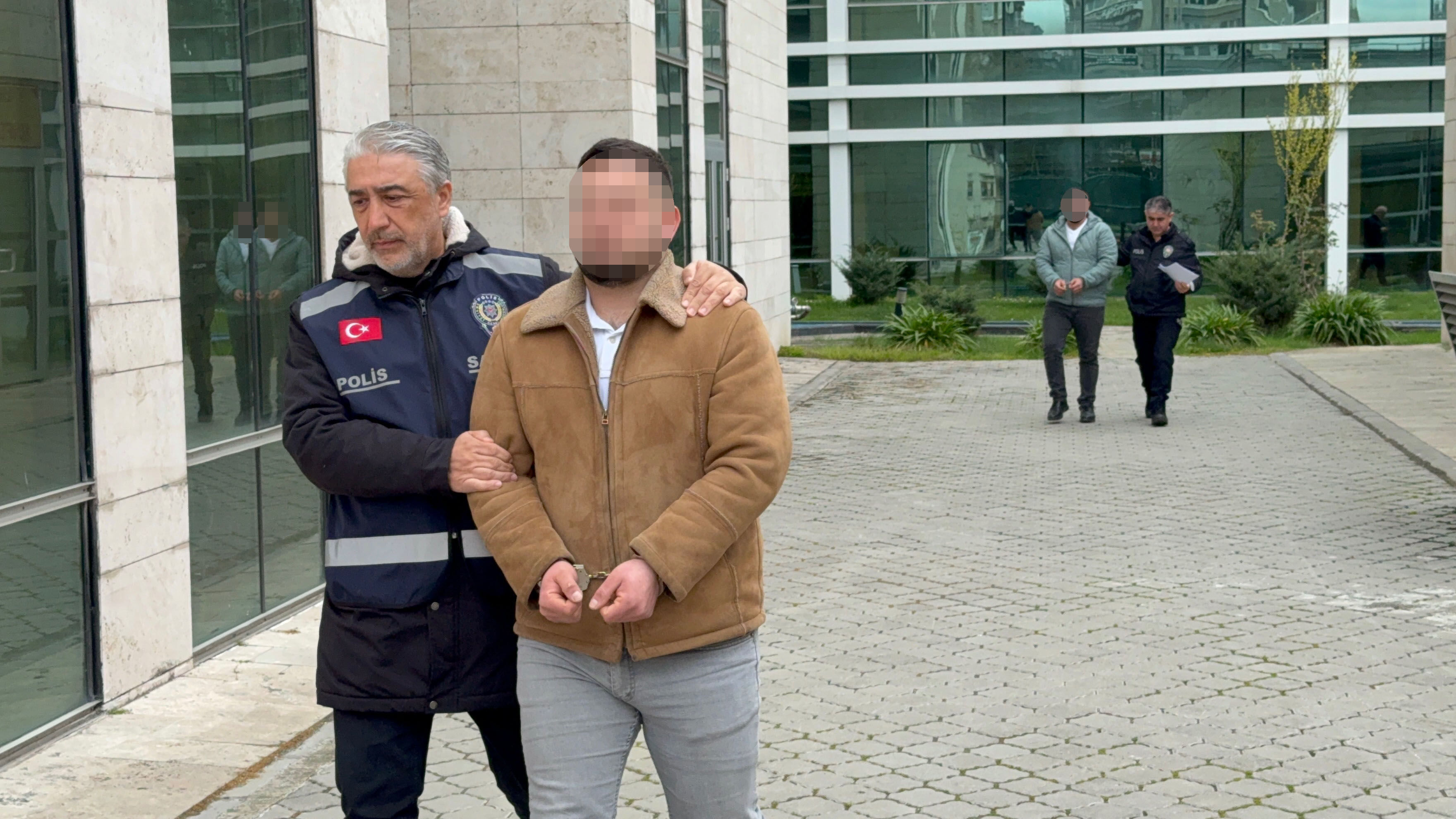 Eve baskın yapıp darp ettiler! Samsun’da iki kardeş tutuklandı