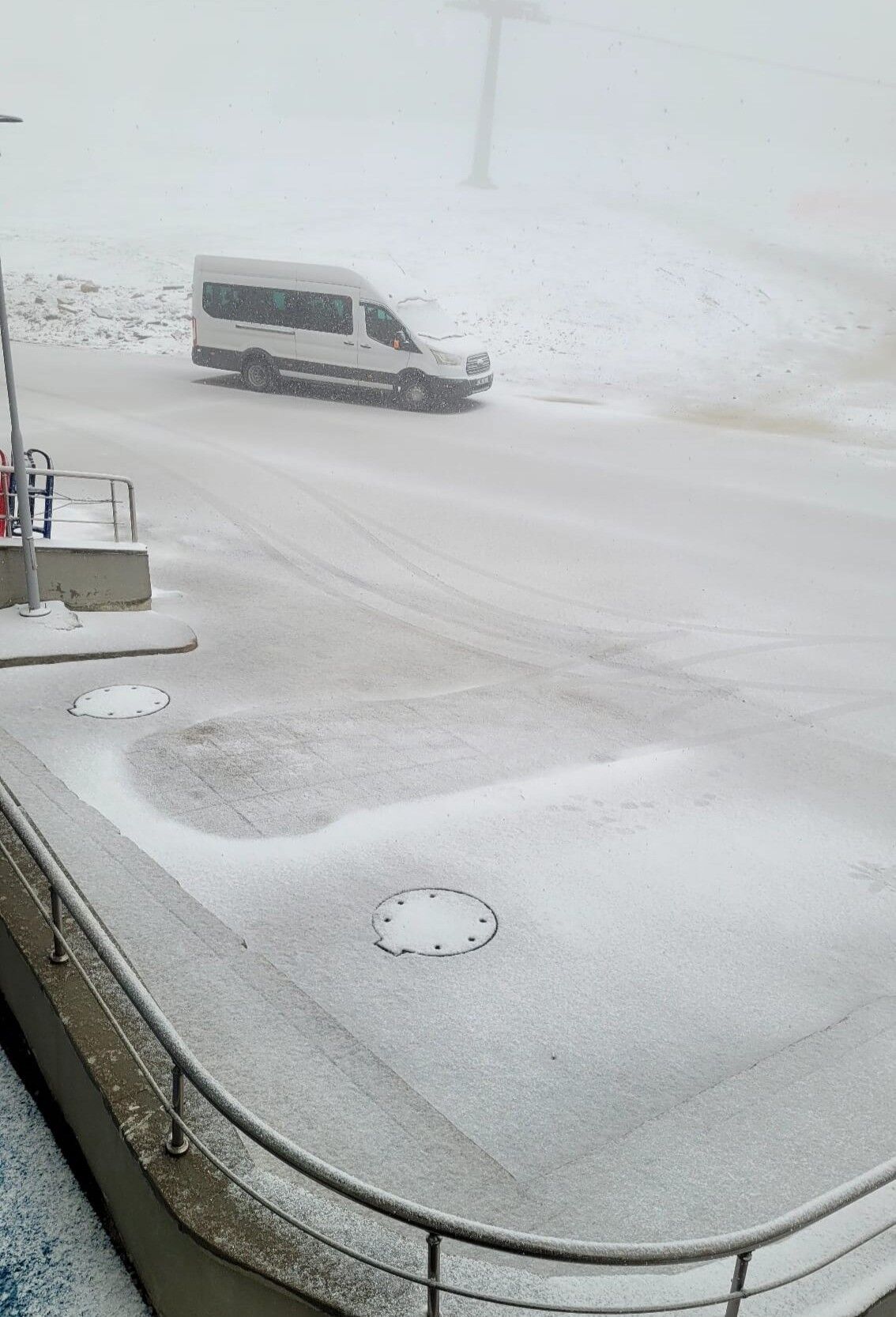 Samsun'da Nisan ortasında kış sürprizi! Akdağ beyaza büründü