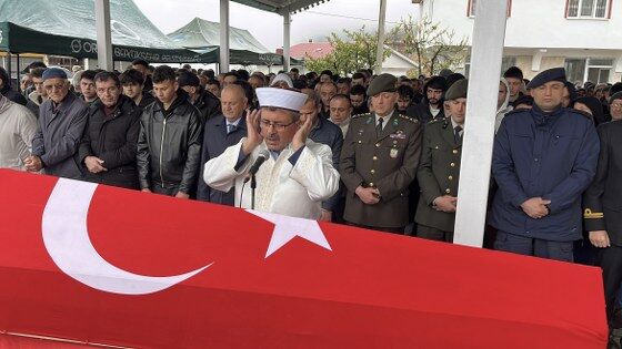 Karadeniz'e acı haber! Aziz Bakıcı son yolculuğuna uğurlandı 