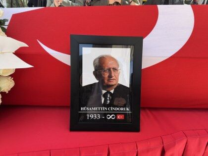 samsun haber: Eski Samsun milletvekili Hüsamettin Cindoruk'a son görev