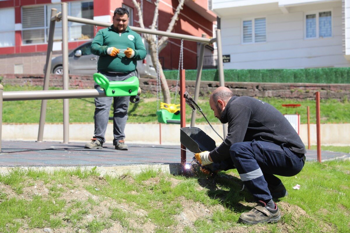 İlkadım’da parklar yenileniyor! Yaza hazırlık başladı