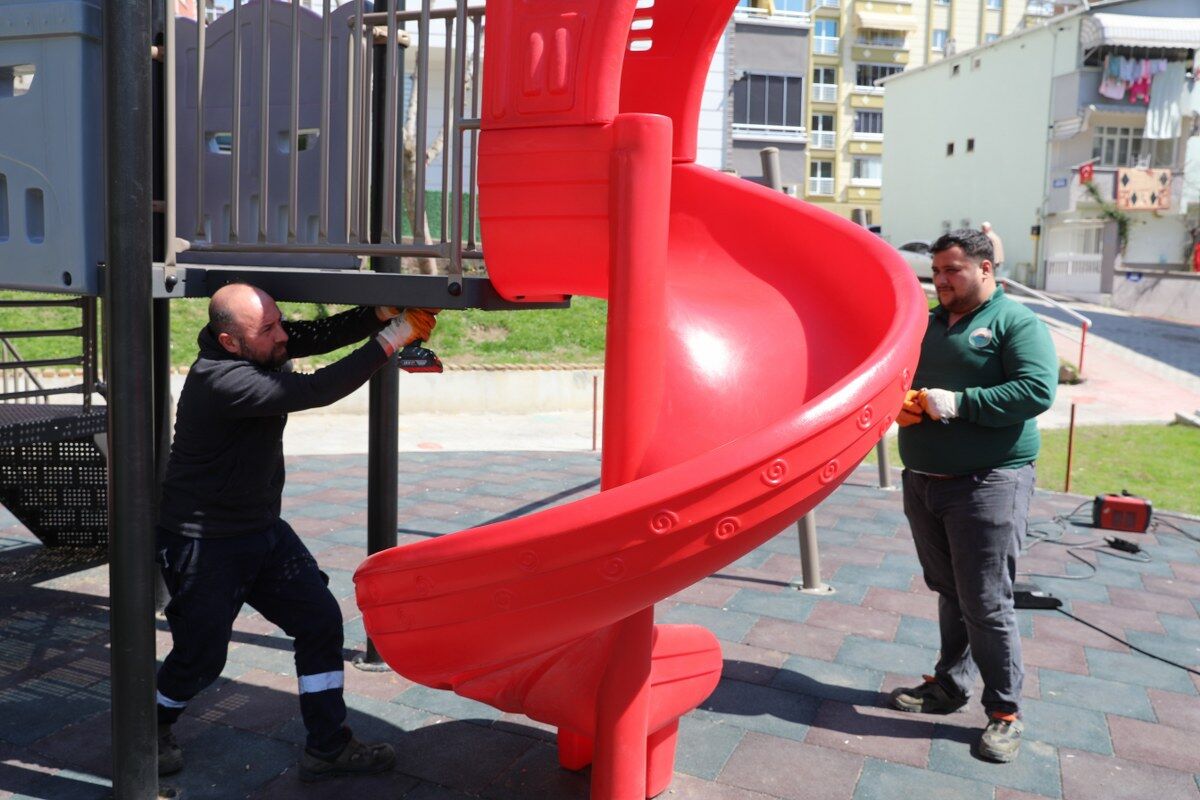 İlkadım’da parklar yenileniyor! Yaza hazırlık başladı