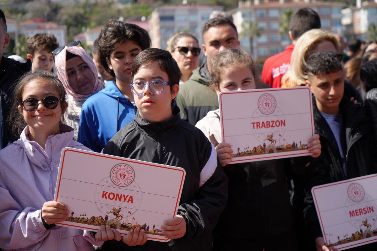 A W684255 03 1200X800