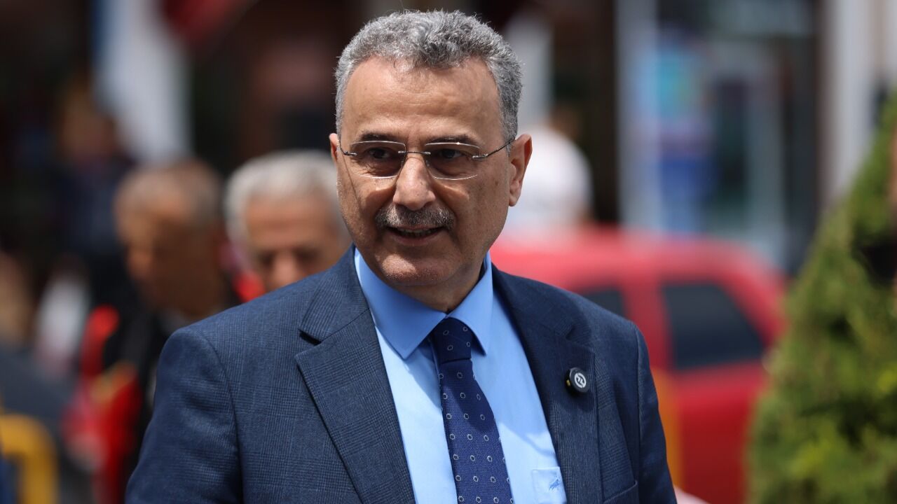 A W686713 01 1280X720