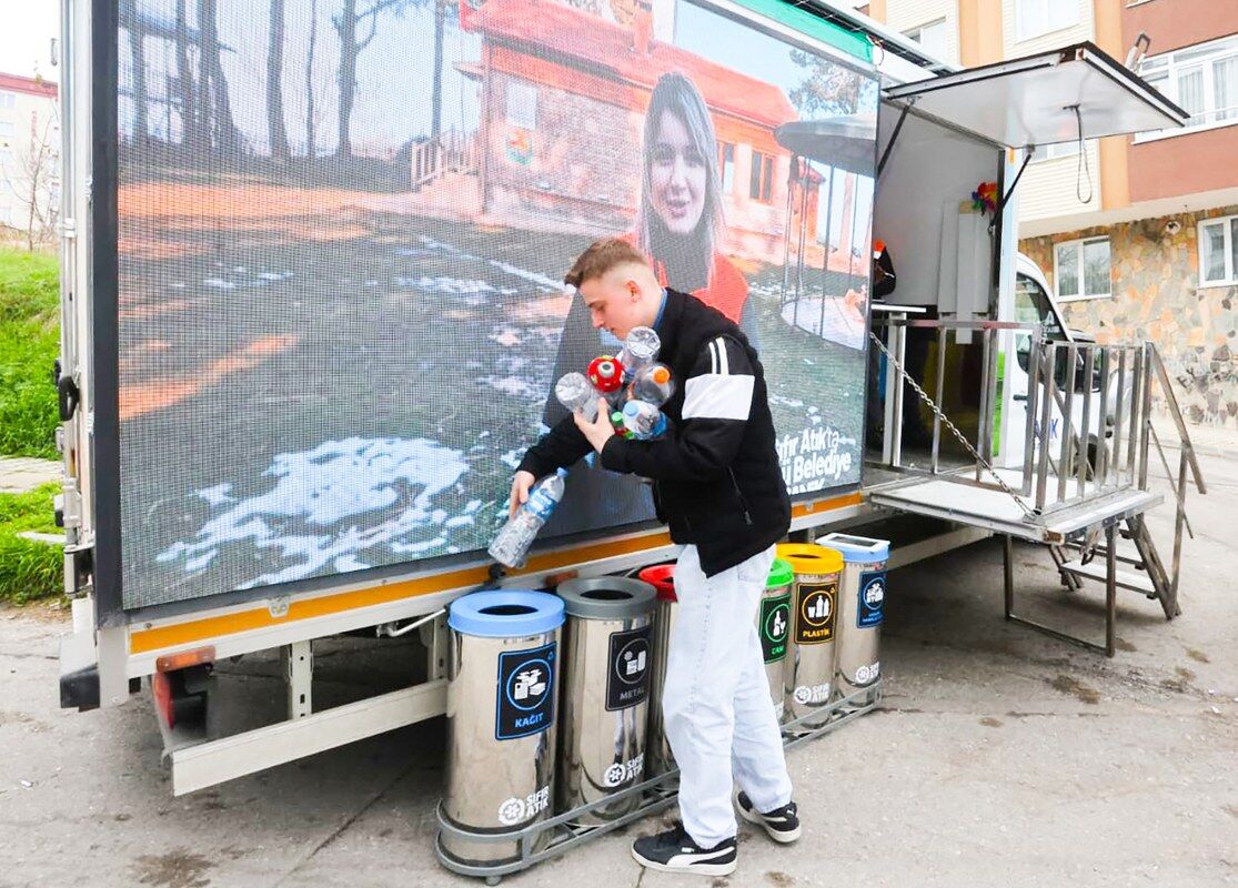 A W686735 04 1115X800