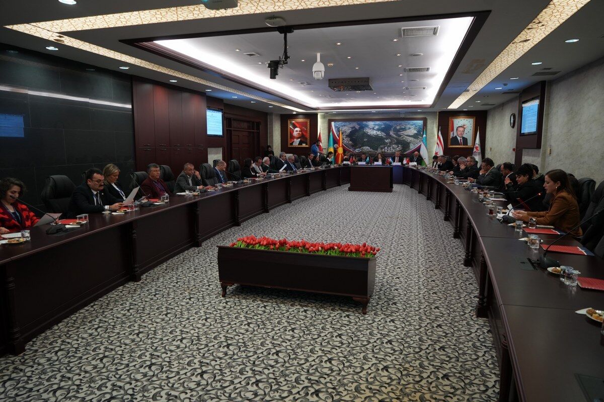 A W688452 04 1200X800