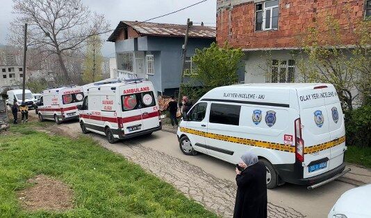 samsun haber: Samsun'da aile dramı! Aynı evden anne ve oğlun cenazesi çıktı