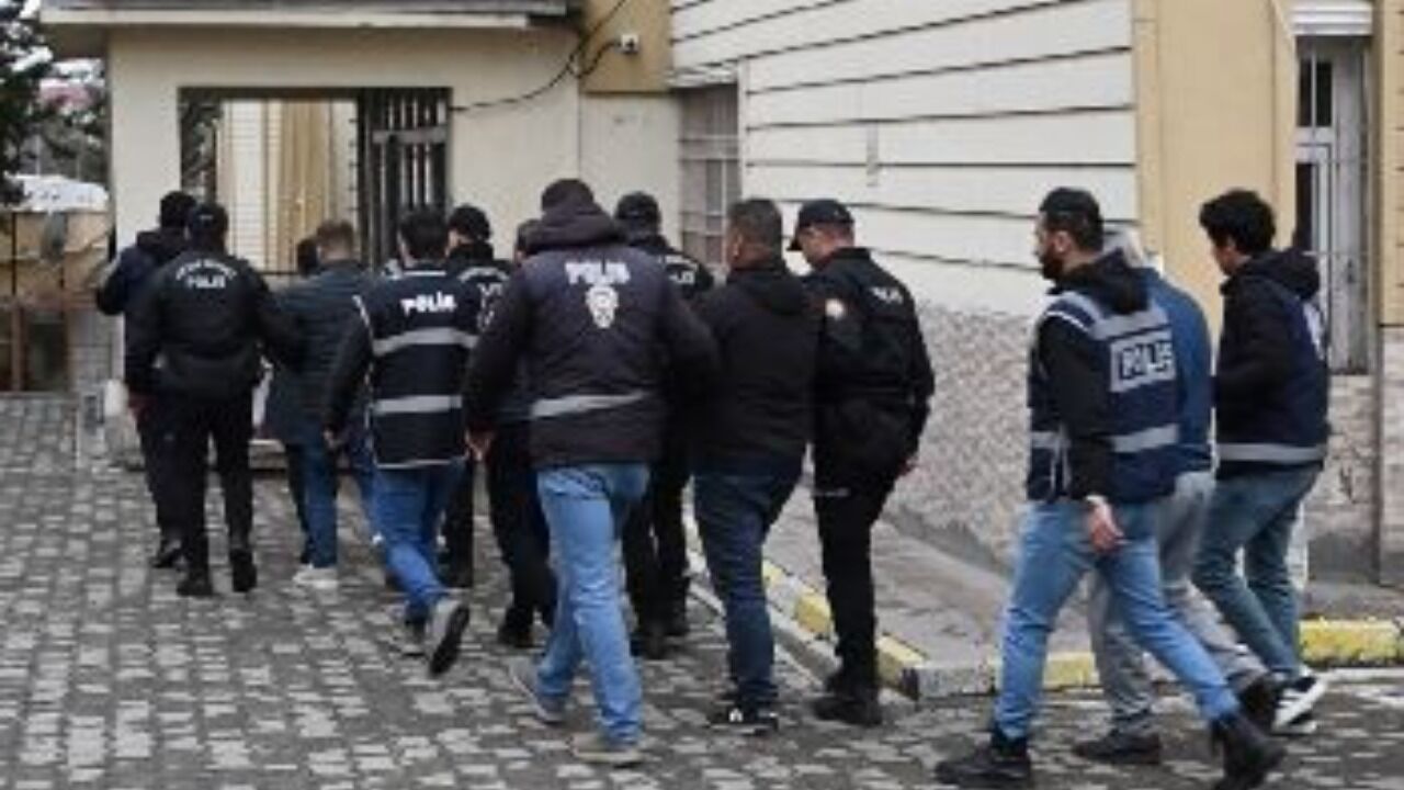 A W691017 01 1280X720