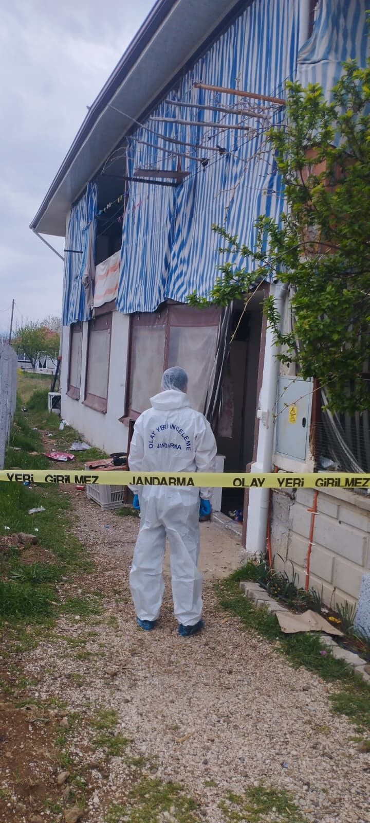 Bugün düğünleri olacaktı, tuttukları evde ölü bulundular