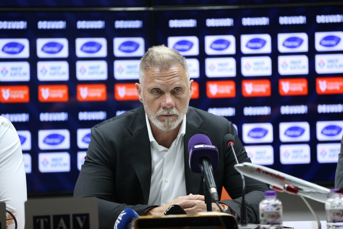 Samsunspor Teknik Direktörü Thorsten Fink: "Maçı daha erken koparabilirdik"