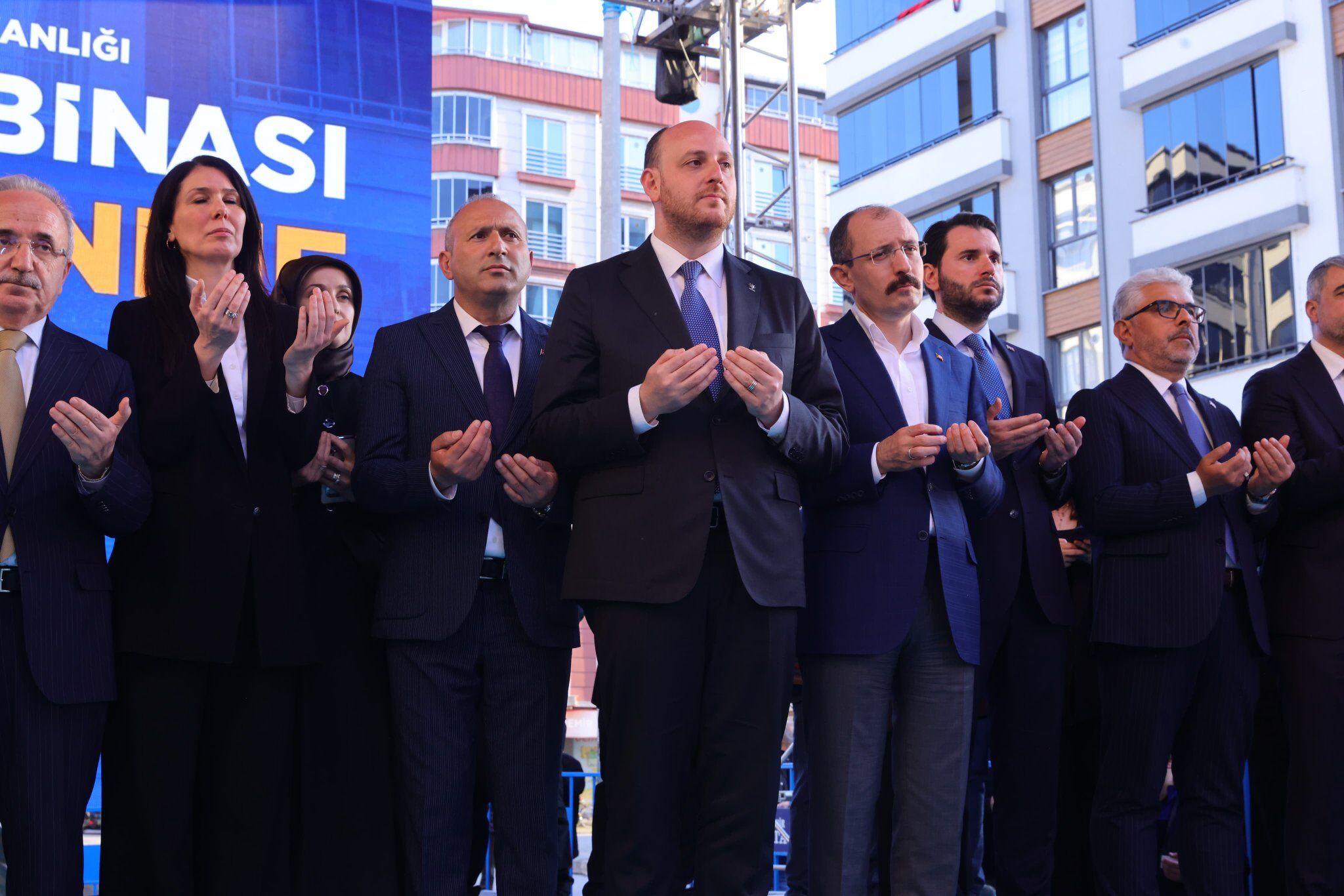 AK Parti Tekkeköy Teşkilatı'nın yeni hizmet binası açıldı