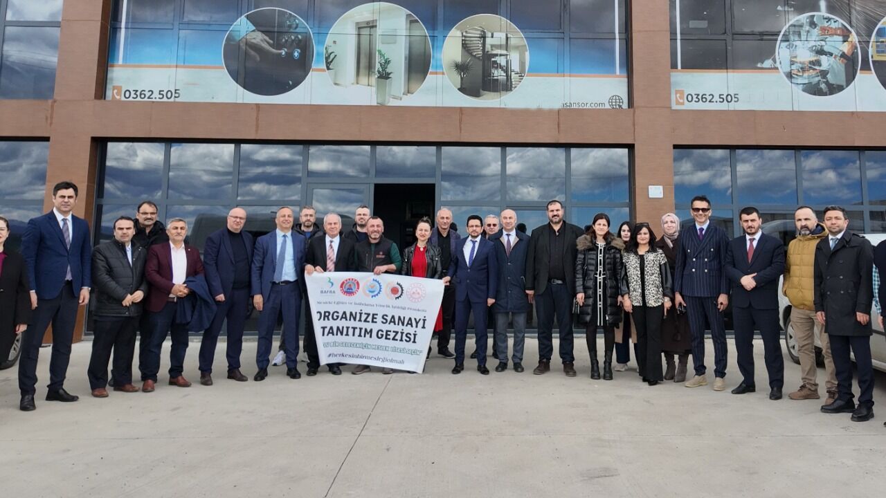 Bafrada Egitim Sanayi El Ele 14426