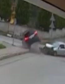 samsun haber: Samsun'da kavşakta kaza! Yürekler ağza geldi!