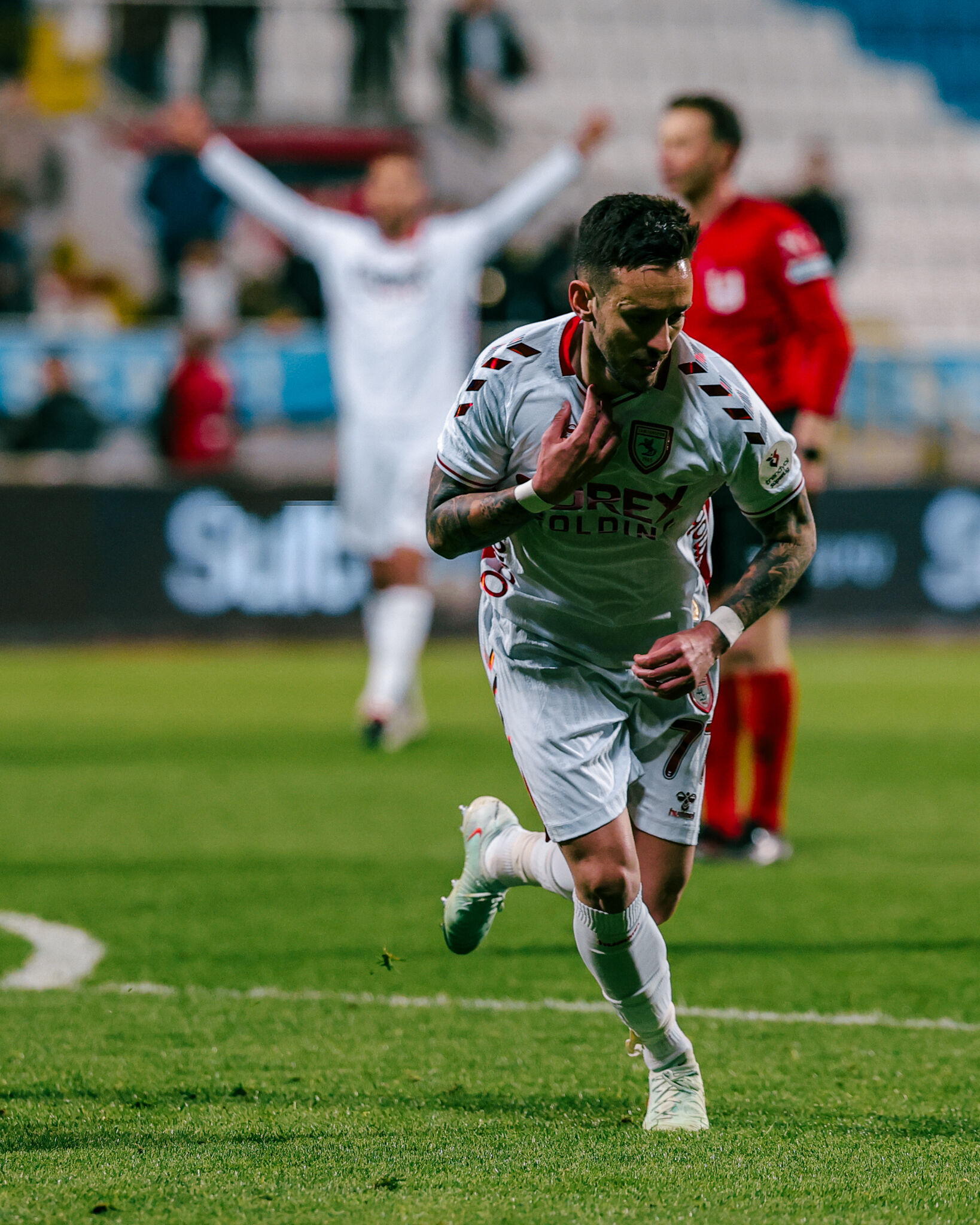 H Fz0 J Tc Ww A A4Rqv