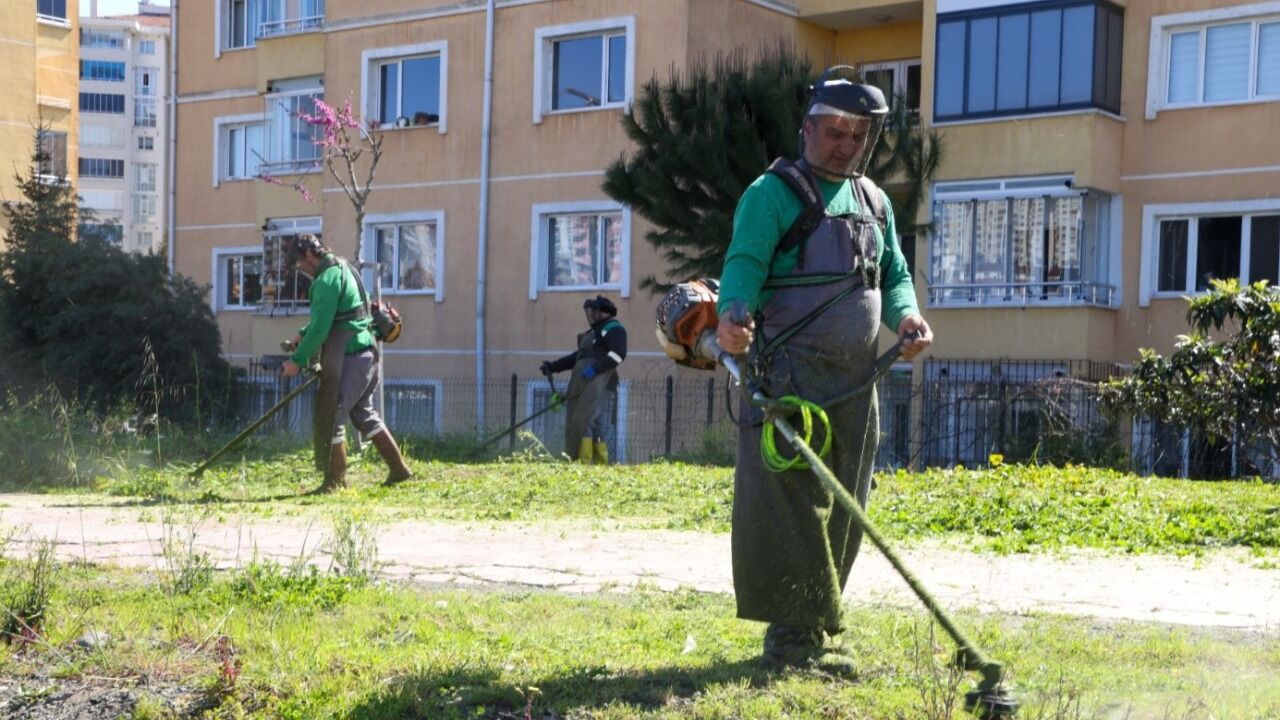 Canik’te temizlik çalışmaları devam ediyor