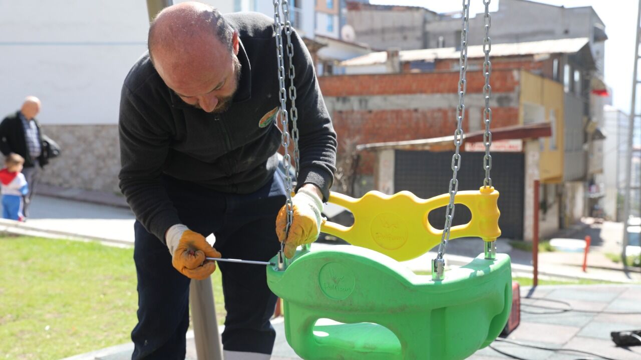 Ilkadimda Parklar Yenileniyor 14426 Kapak